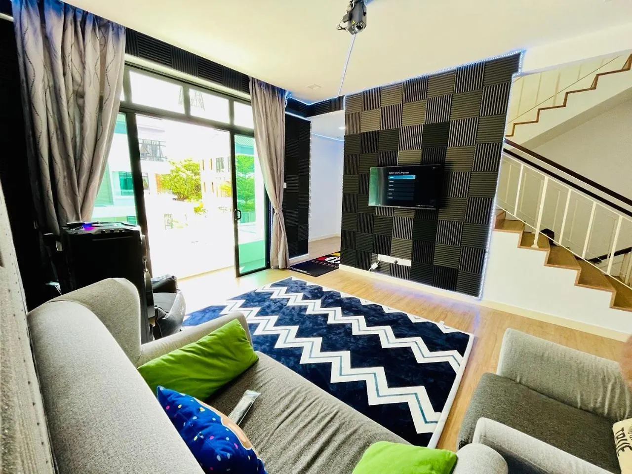 Prázdninový dům Happy Villa - Private Pool, 5Br, Ktv, Bbq, Ps5 Just 3 Mins To Batu Ferringhi Beach! Malajsie