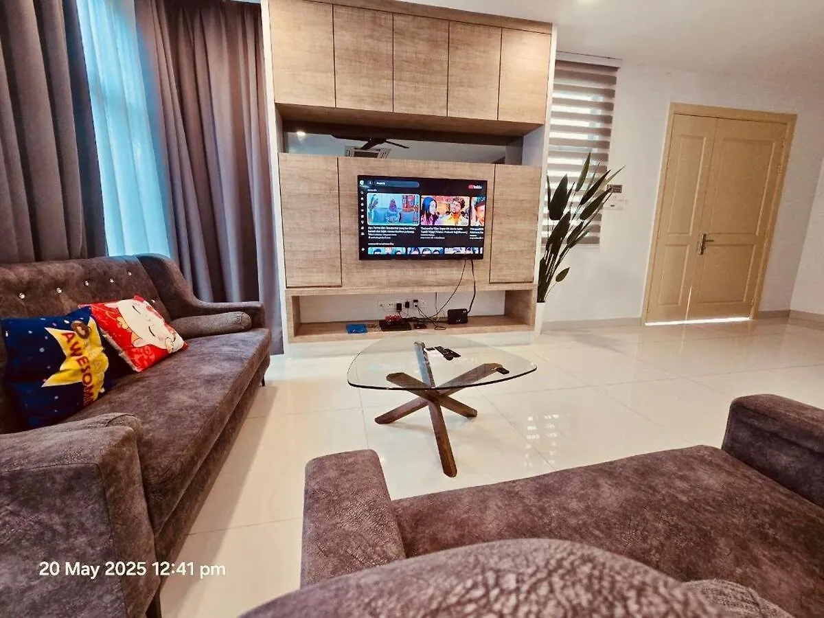 Happy Villa - Private Pool, 5Br, Ktv, Bbq, Ps5 Just 3 Mins To Batu Ferringhi Beach!