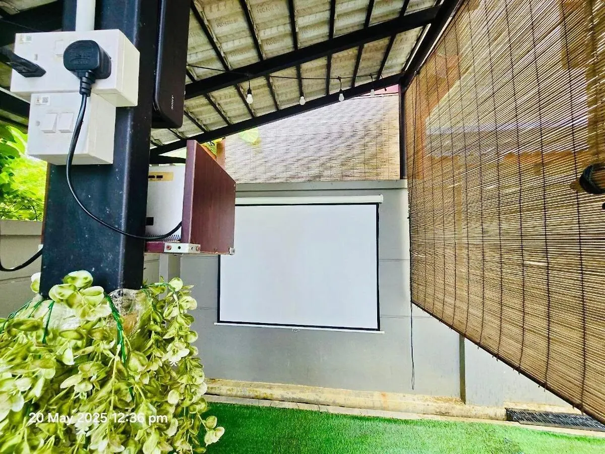 Happy Villa - Private Pool, 5Br, Ktv, Bbq, Ps5 Just 3 Mins To Batu Ferringhi Beach! 0*,